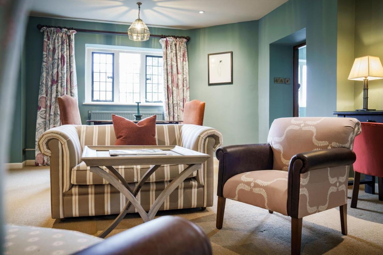 Four-Poster Suite