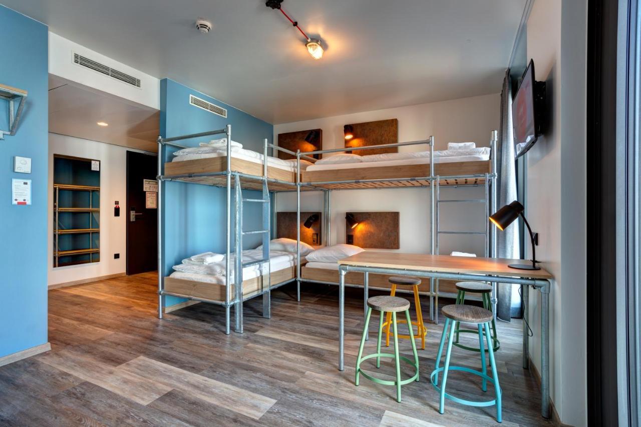 Bed 6-Bed Mixed Dormitory Room