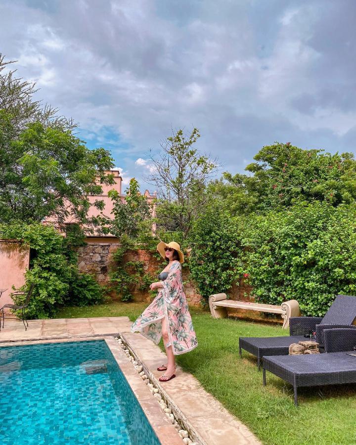 Luxury Pool Spa Villa