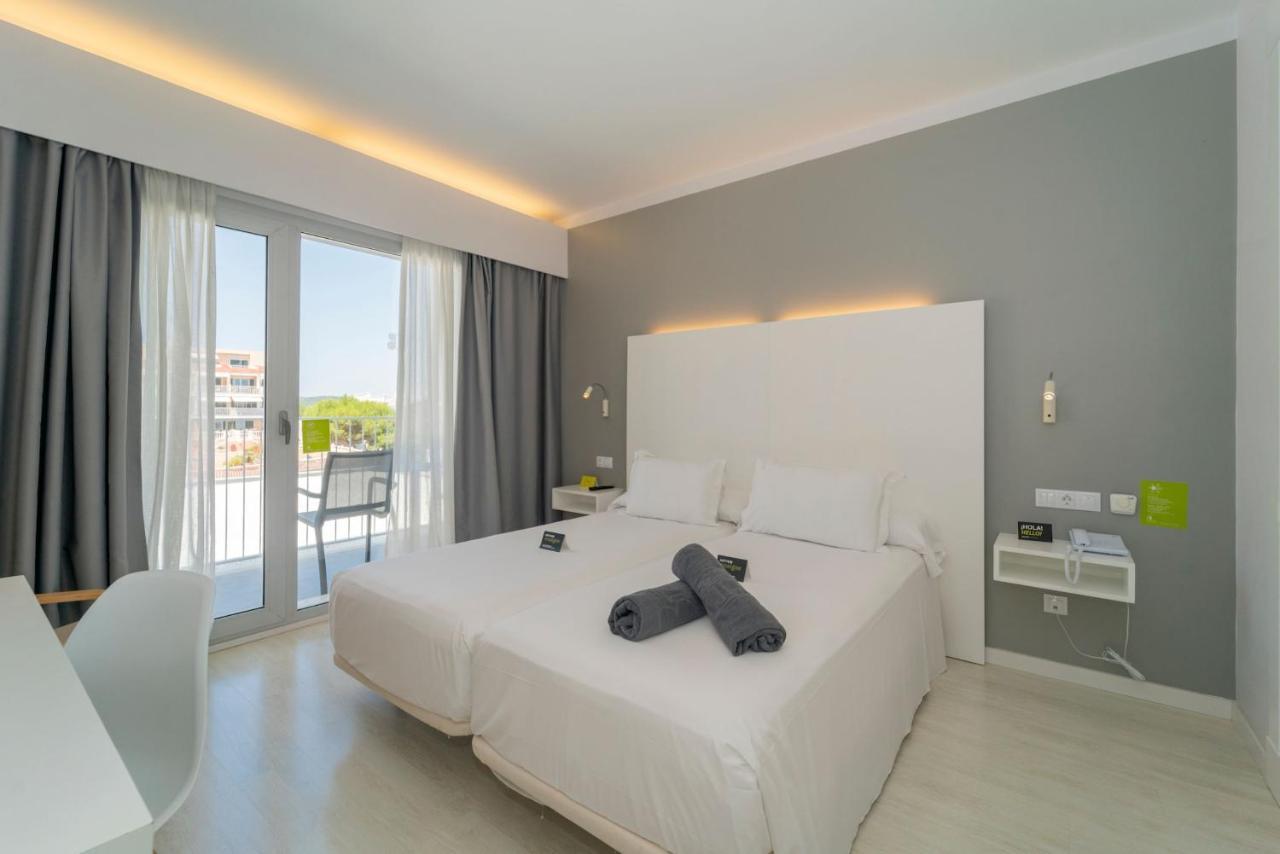 Doppelzimmer mit seitlichem Meerblick