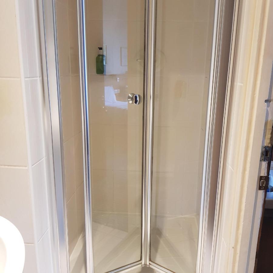 Family Room Shower