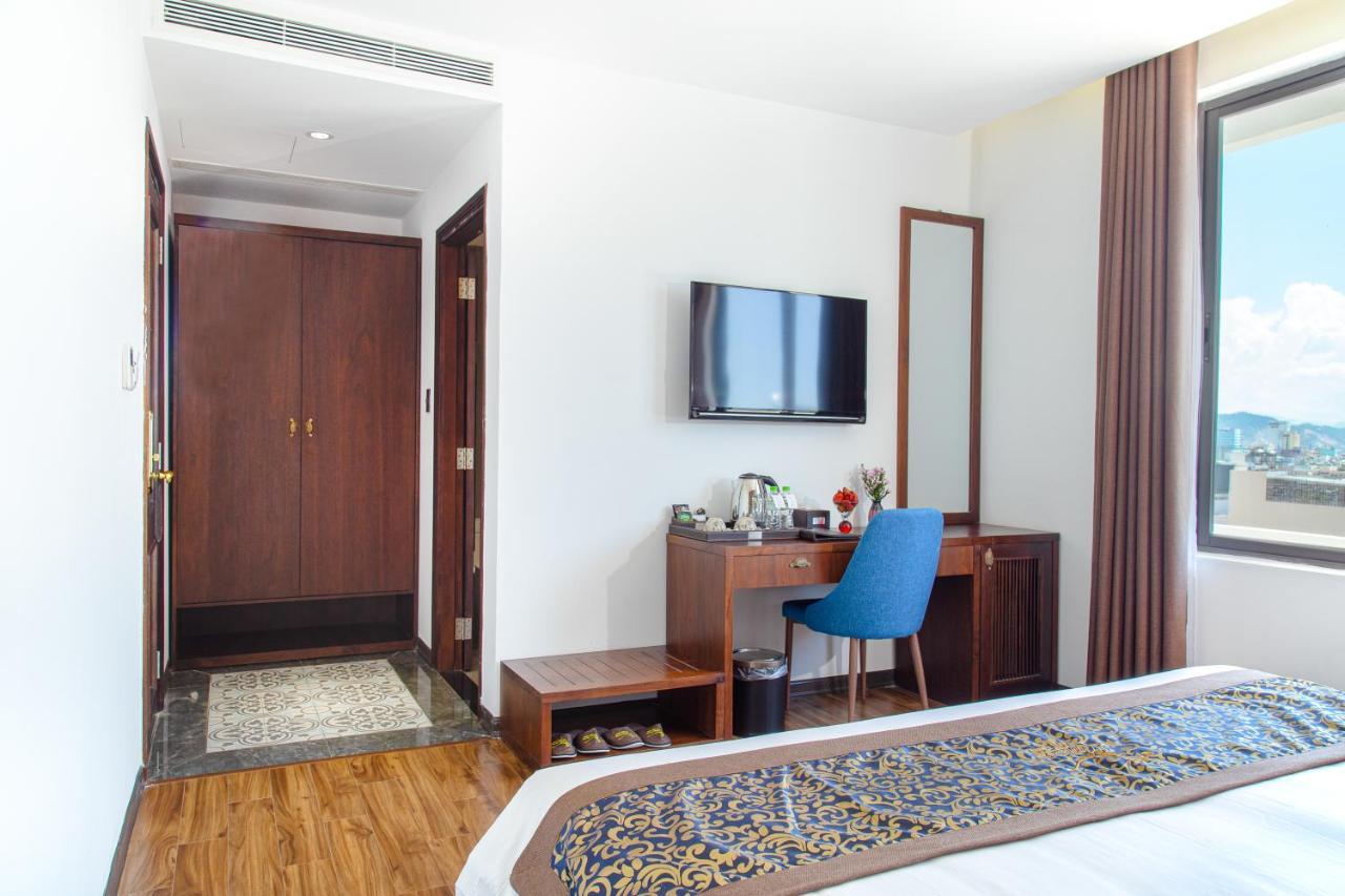 Deluxe Double Room City View