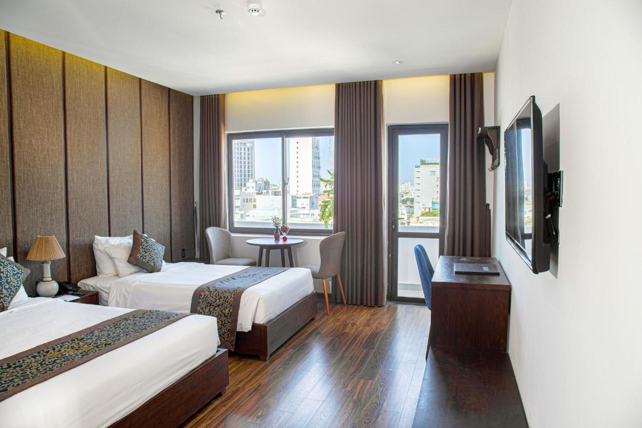 Deluxe Triple Room with Balcony,1029892744:JPEG