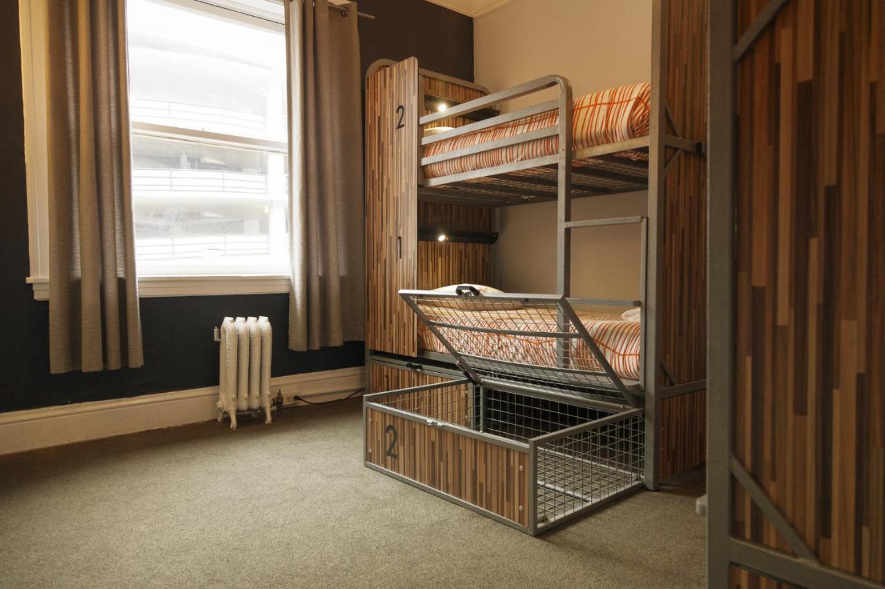 Bed Women's 4-bed Dormitory