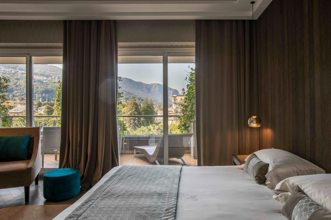 Suite Júnior com Vista Lago