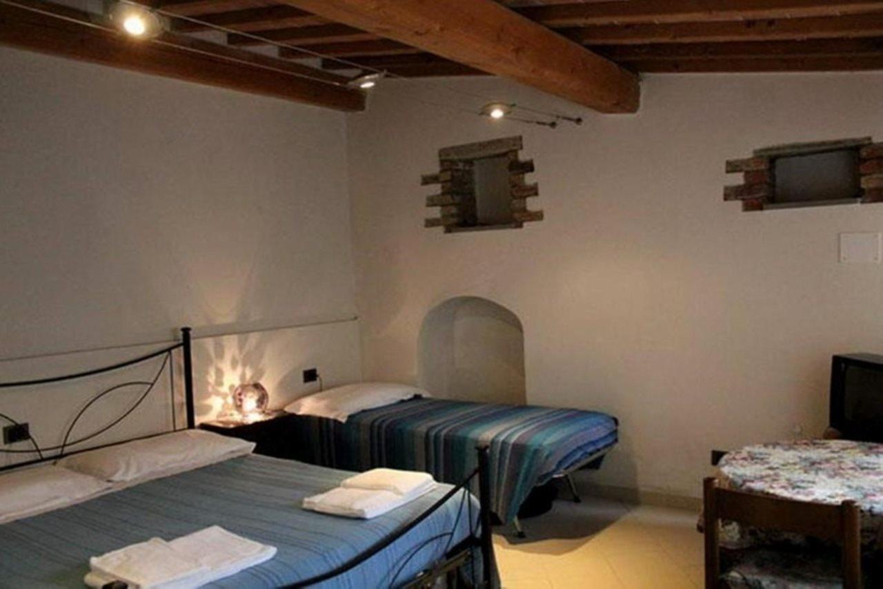 Quadruple Room Private Bathroom
