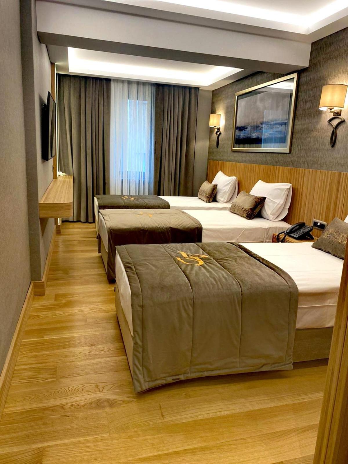 Triple Room