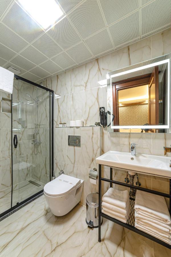 Economy Triple Room Basement Floor