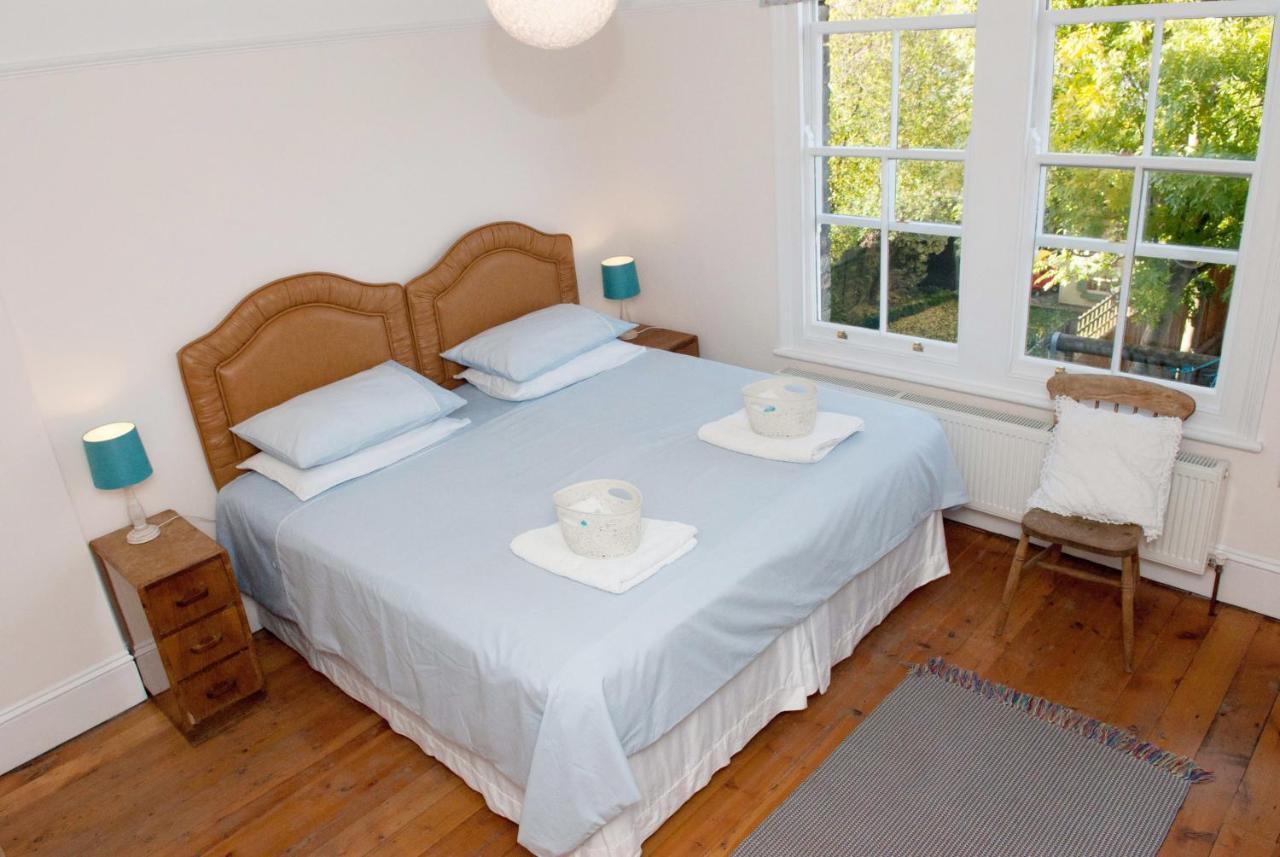 Quarto Deluxe com Cama de Casal ou 2 de Solteiro