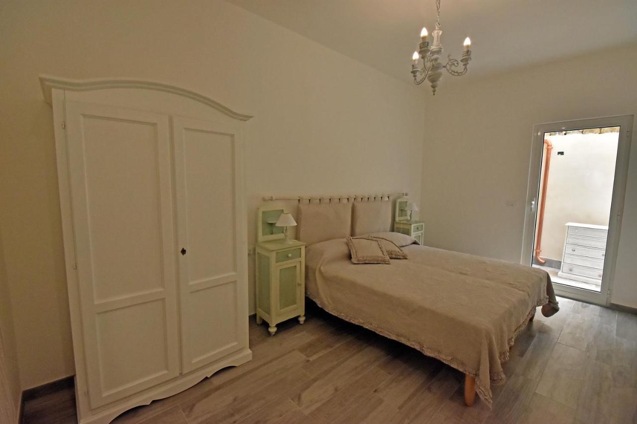 Double or Twin Room Bathroom