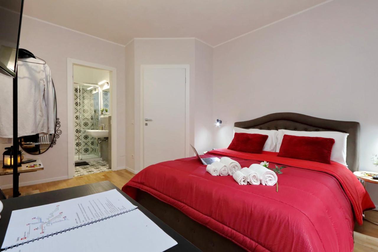 Large Double Room