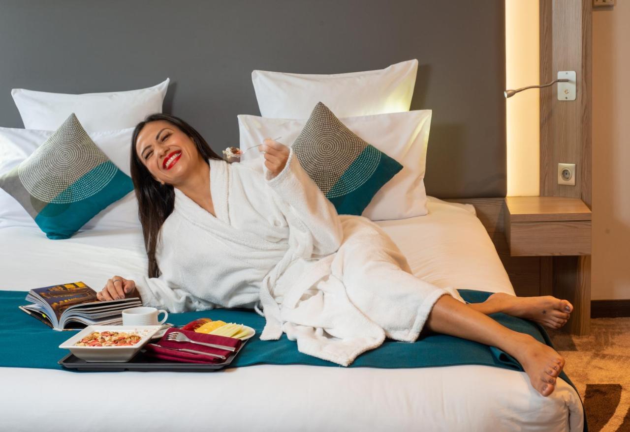 Superior King Suite