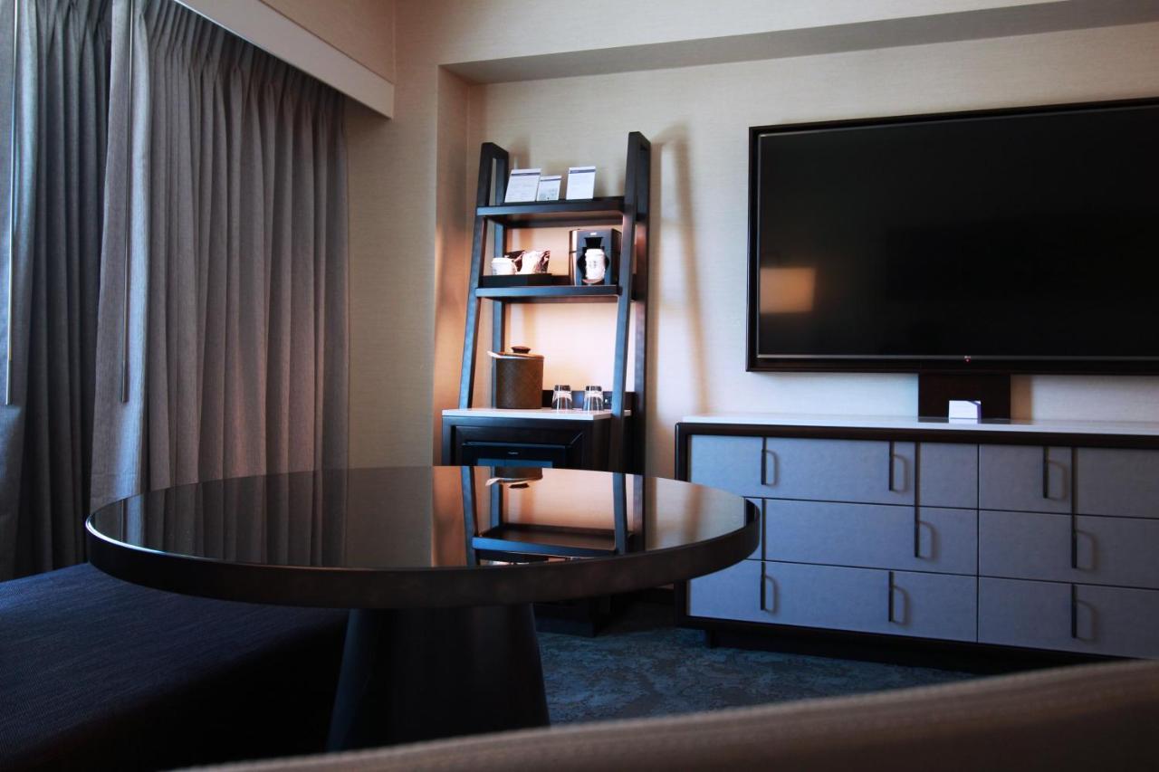 King Room,1037625313:JPEG