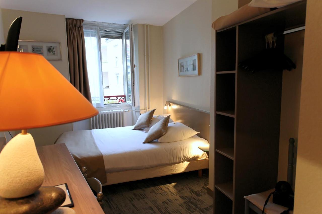 Twin Room,1580289037:JPEG