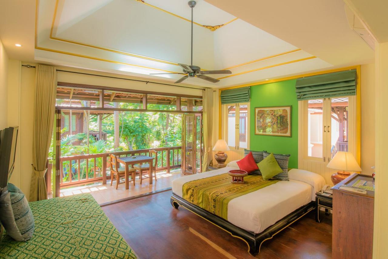 Gold Forest Upstairs Room Forest View