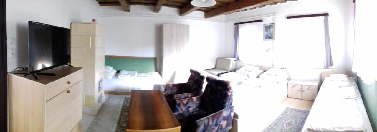 Chambre Lit King-Size - Accessible aux Personnes à Mobilité Réduite - Non-Fumeurs