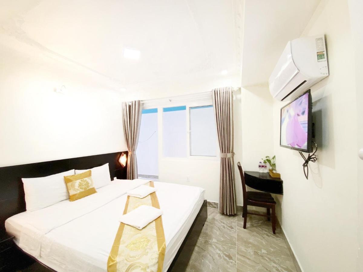 Queen Room