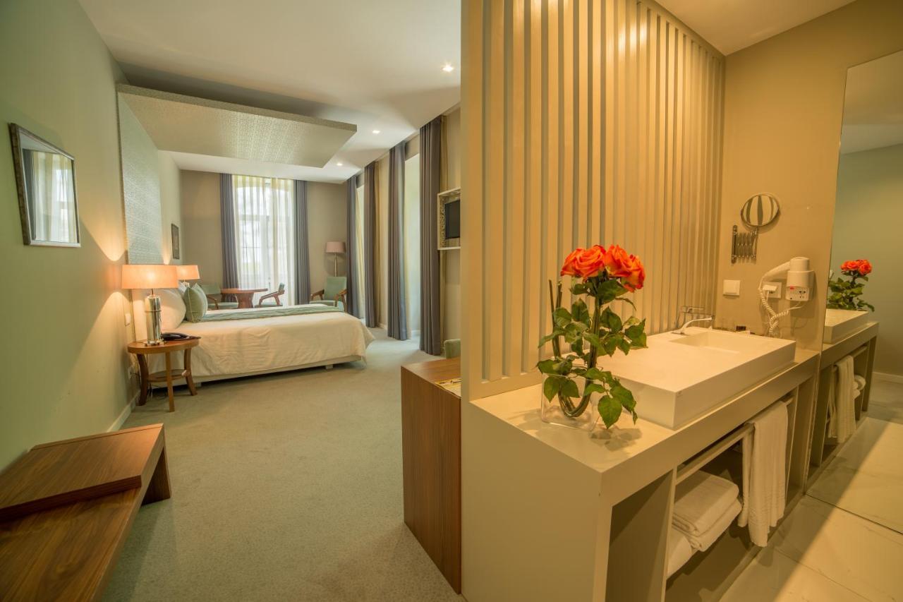 Chambre Double ou Lits Jumeaux avec Lit d'Appoint