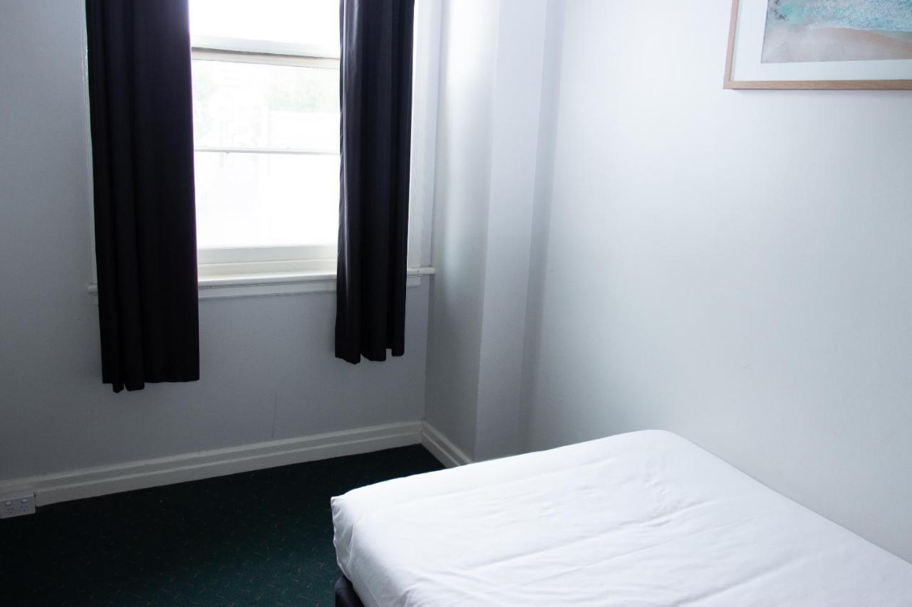 Budget Single Room