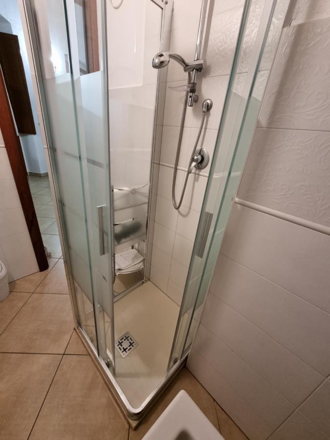 Double or Twin Room Private Bathroom
