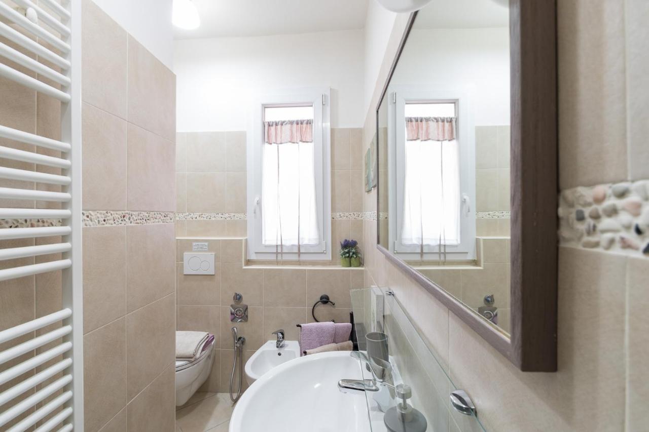 Quadruple Room Private Bathroom