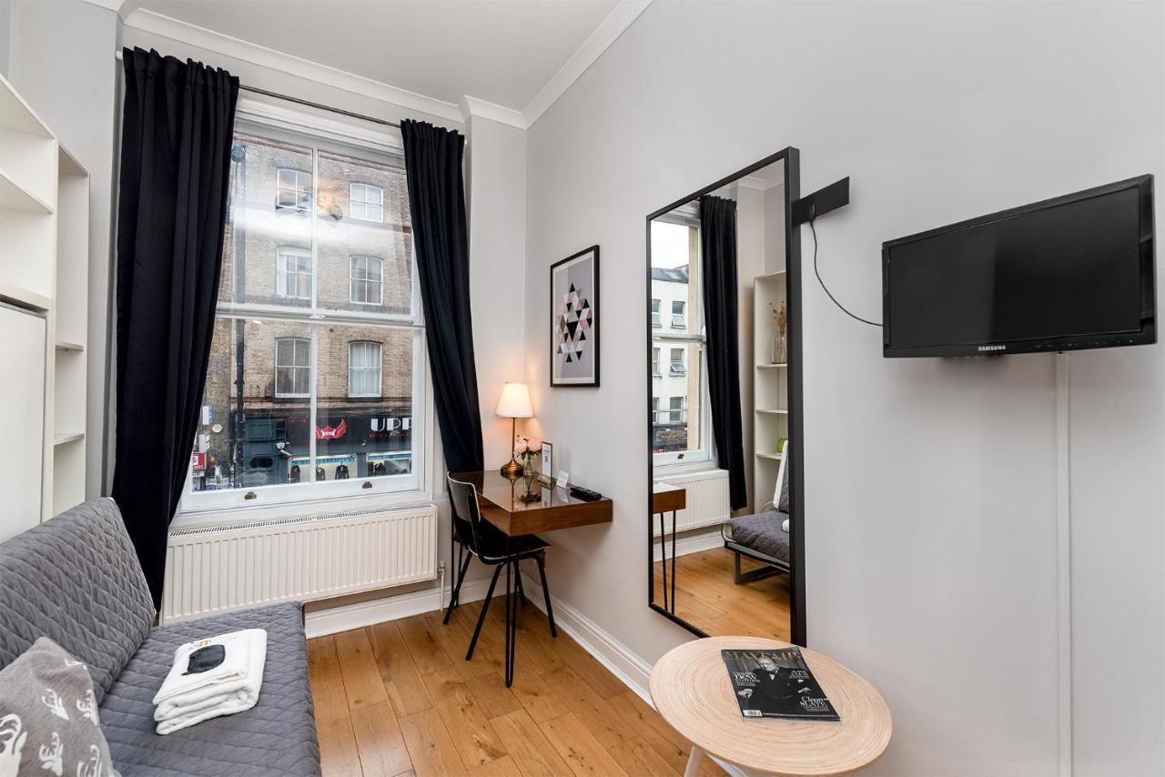 Double Room Private External Bathroom