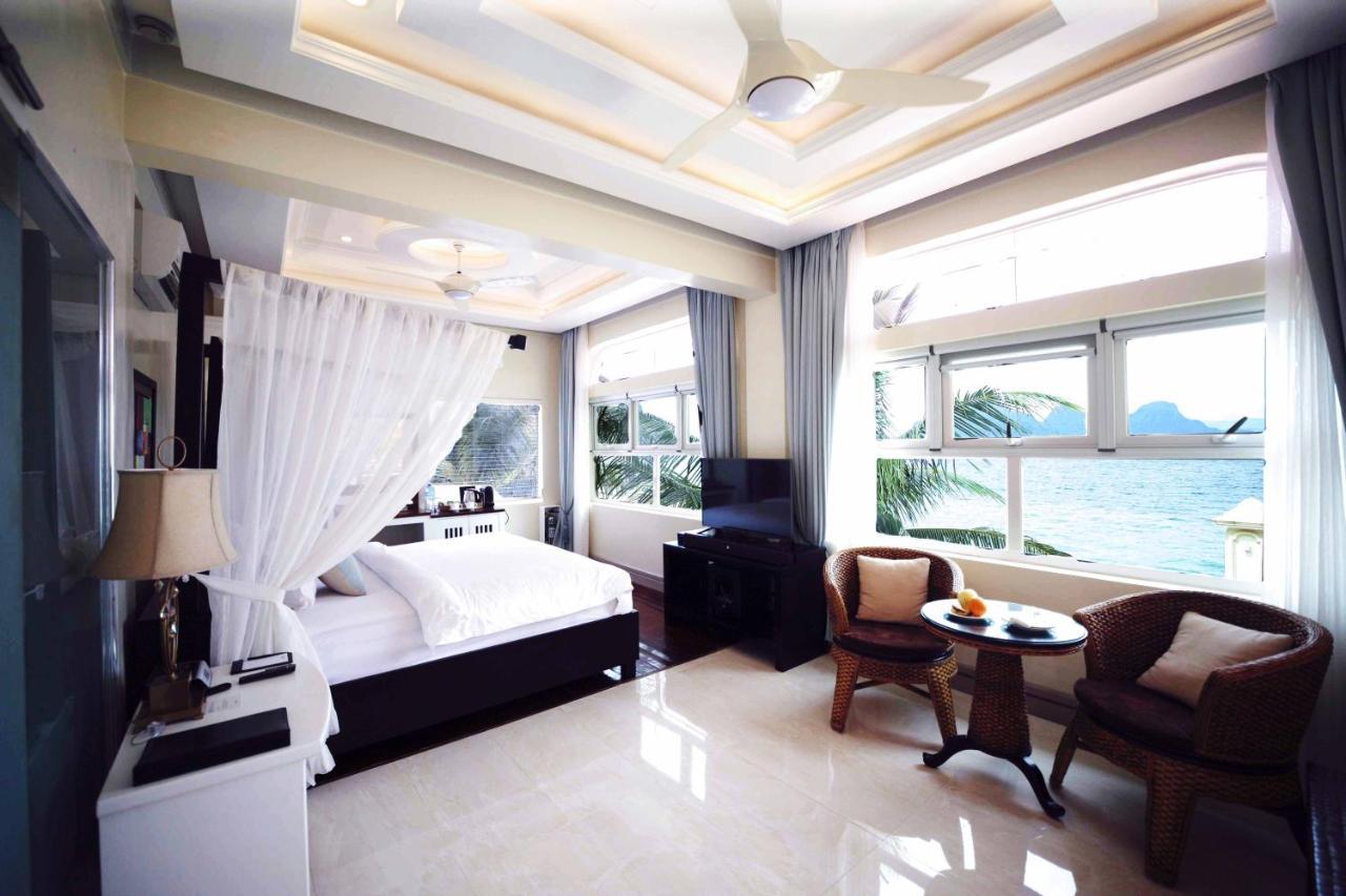 Signature Suite Panoramic Ocean View