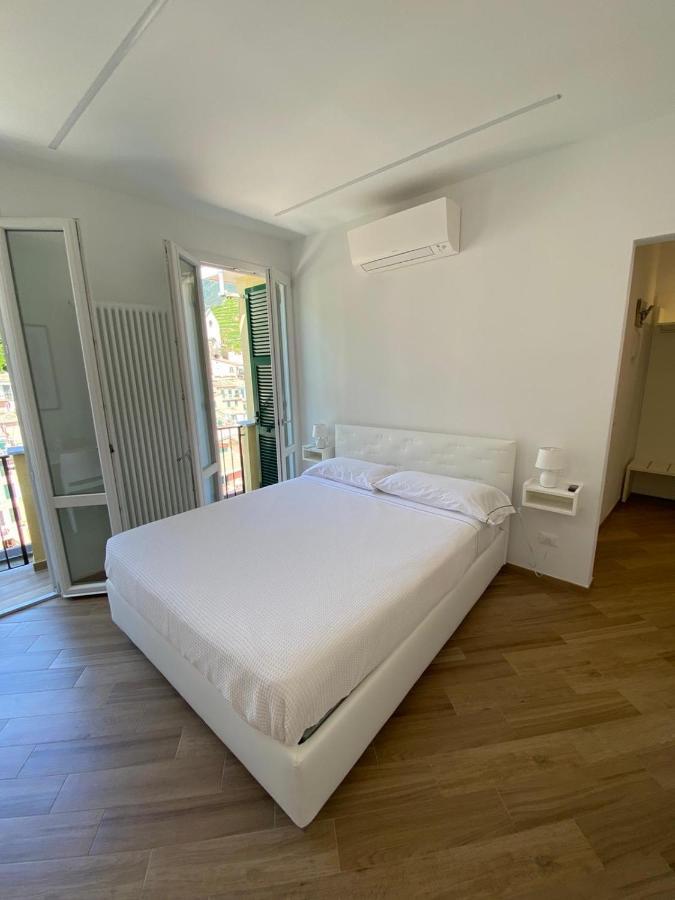Deluxe Triple Room Sea View
