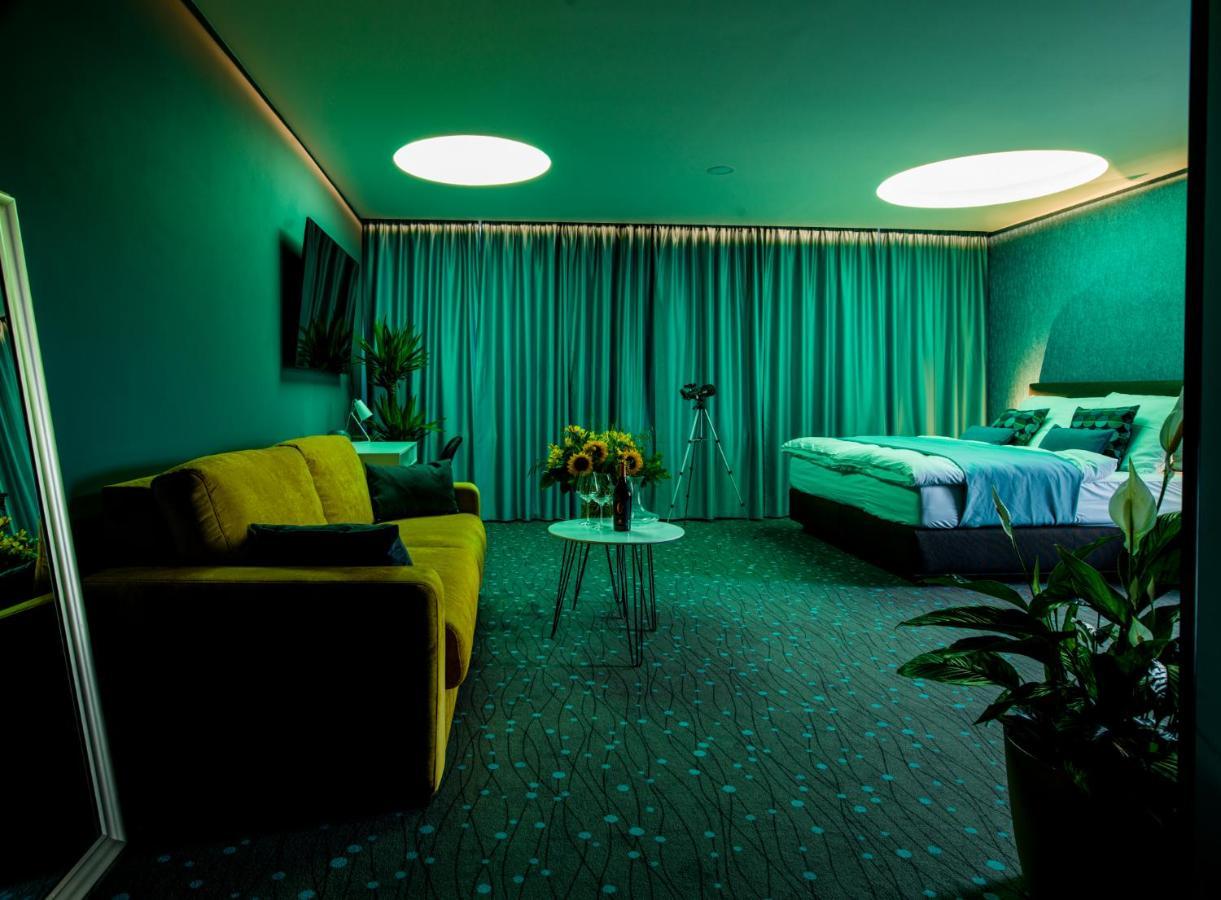 Deluxe Suite Terrace