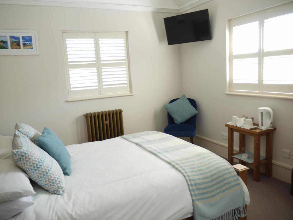 Double Room Private Bathroom