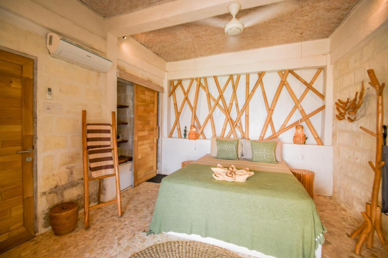 Doppelzimmer mit Balkon