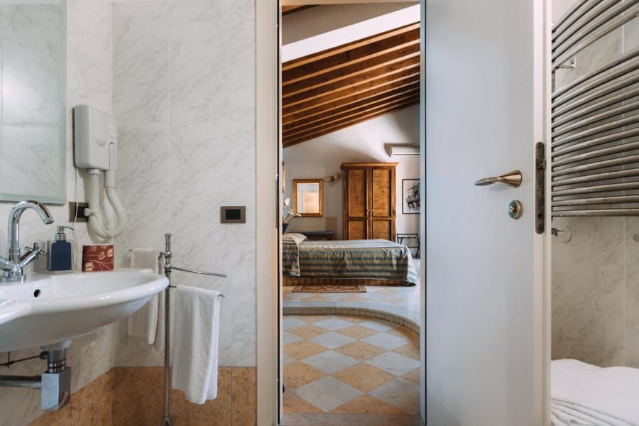 Deluxe Junior Suite