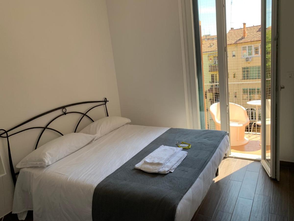 Single Room Private Bathroom