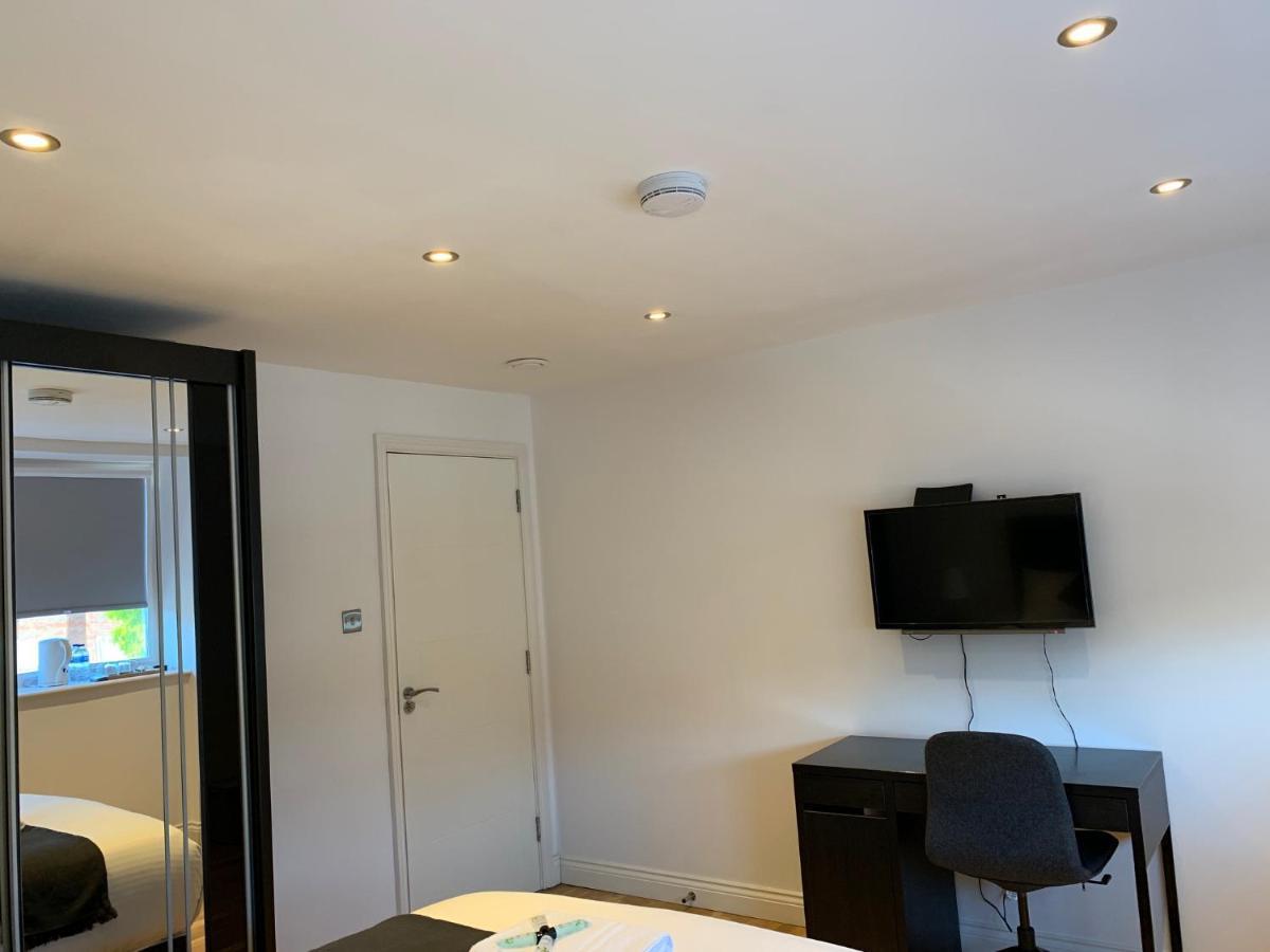 Double Room Private Bathroom