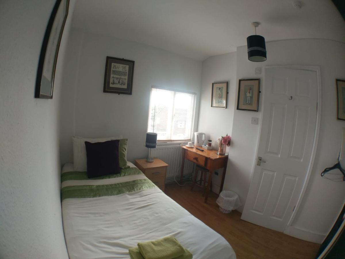 Single Room with Shower