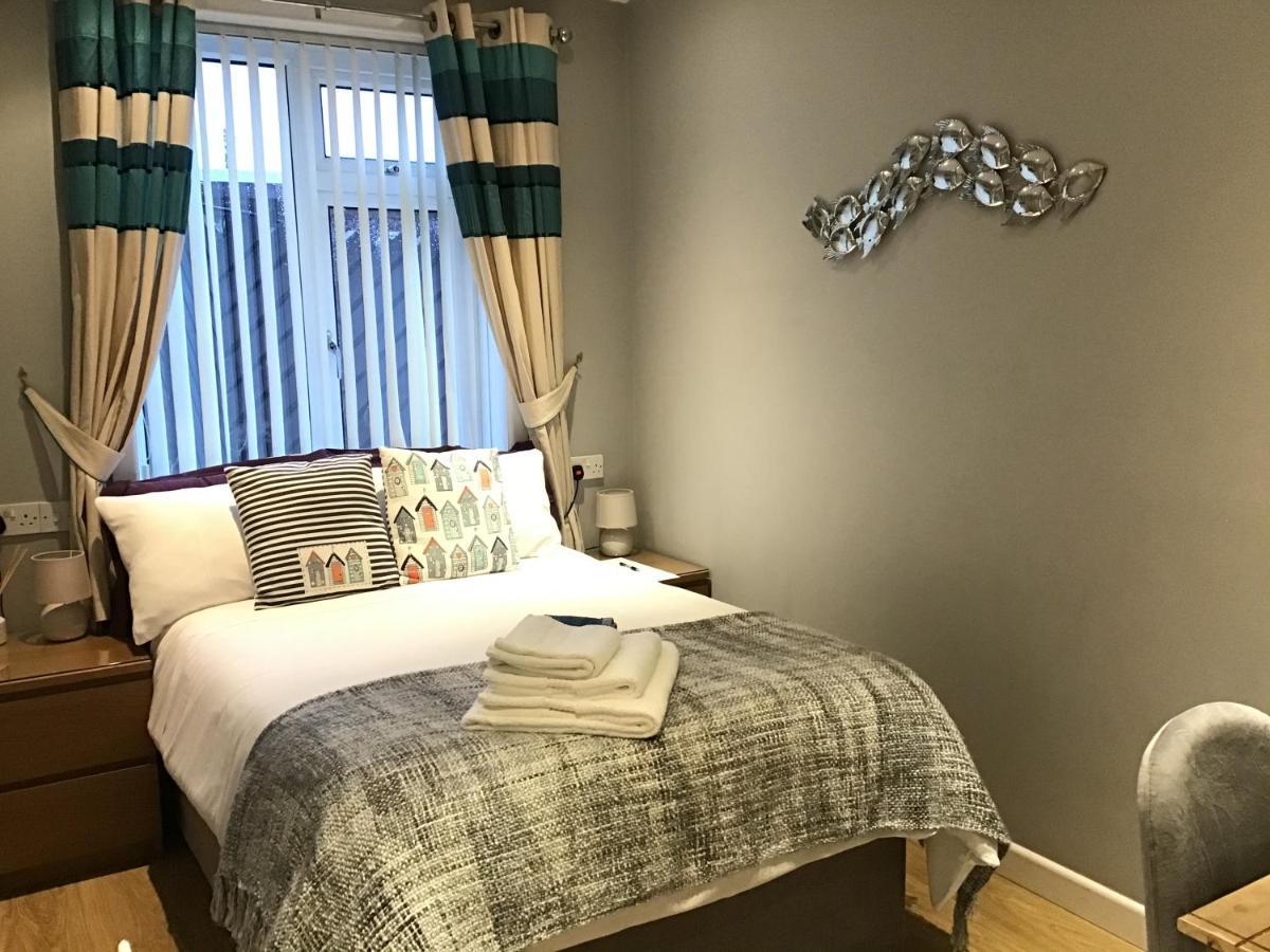 Small Double Room,1062122248:JPEG