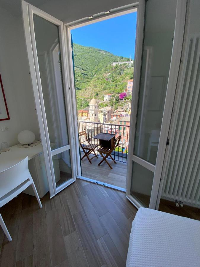 Deluxe Triple Room Sea View