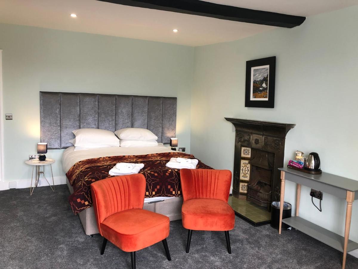 Double or Twin Room Mountain View