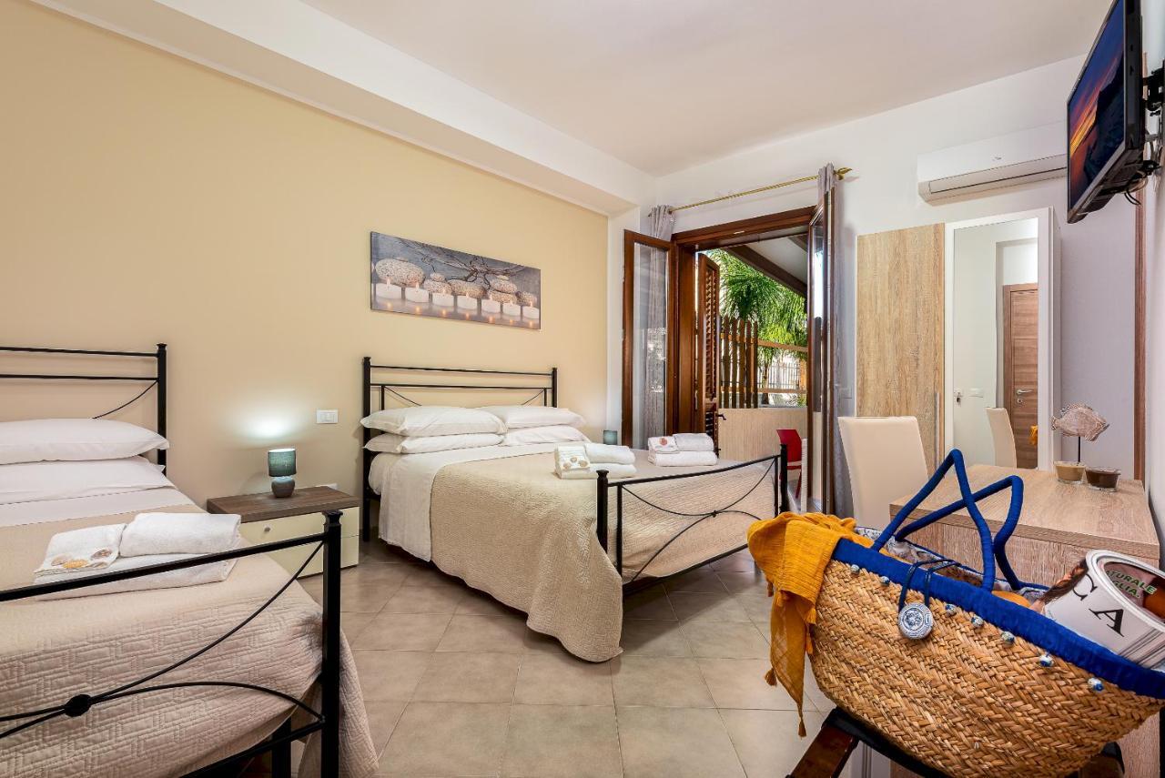 Triple Room Terrace