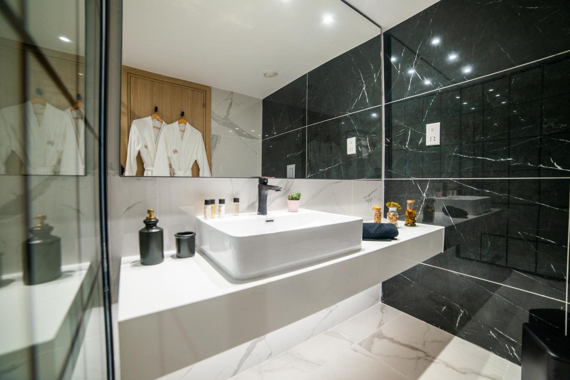 Junior Sea View Suite Jacuzzi,1773404128:JPEG