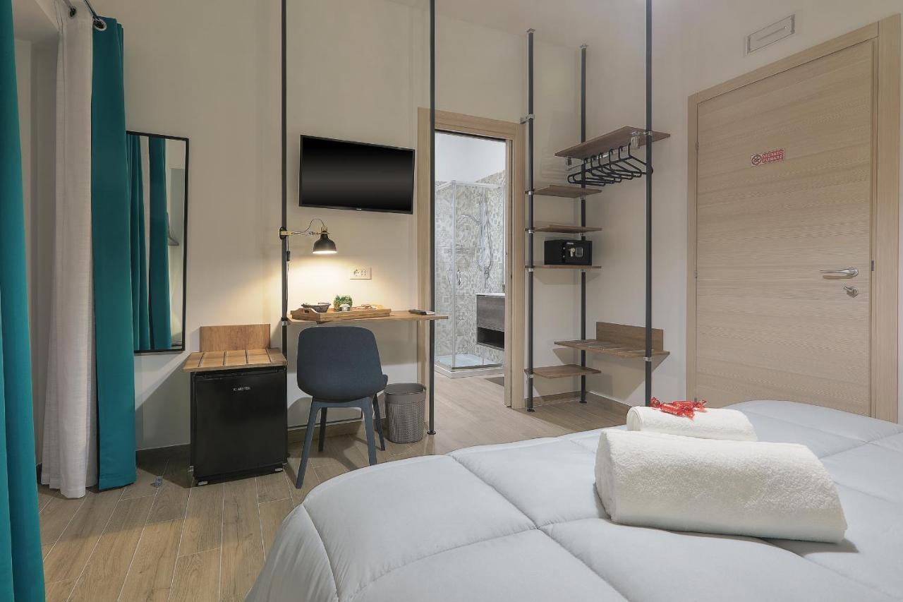 Double Room Private Bathroom