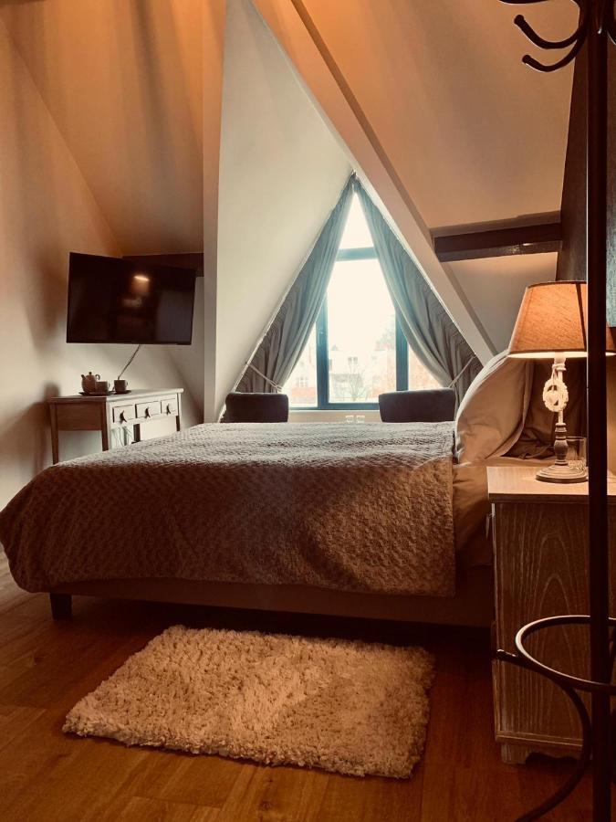 Deluxe Double Room Bath
