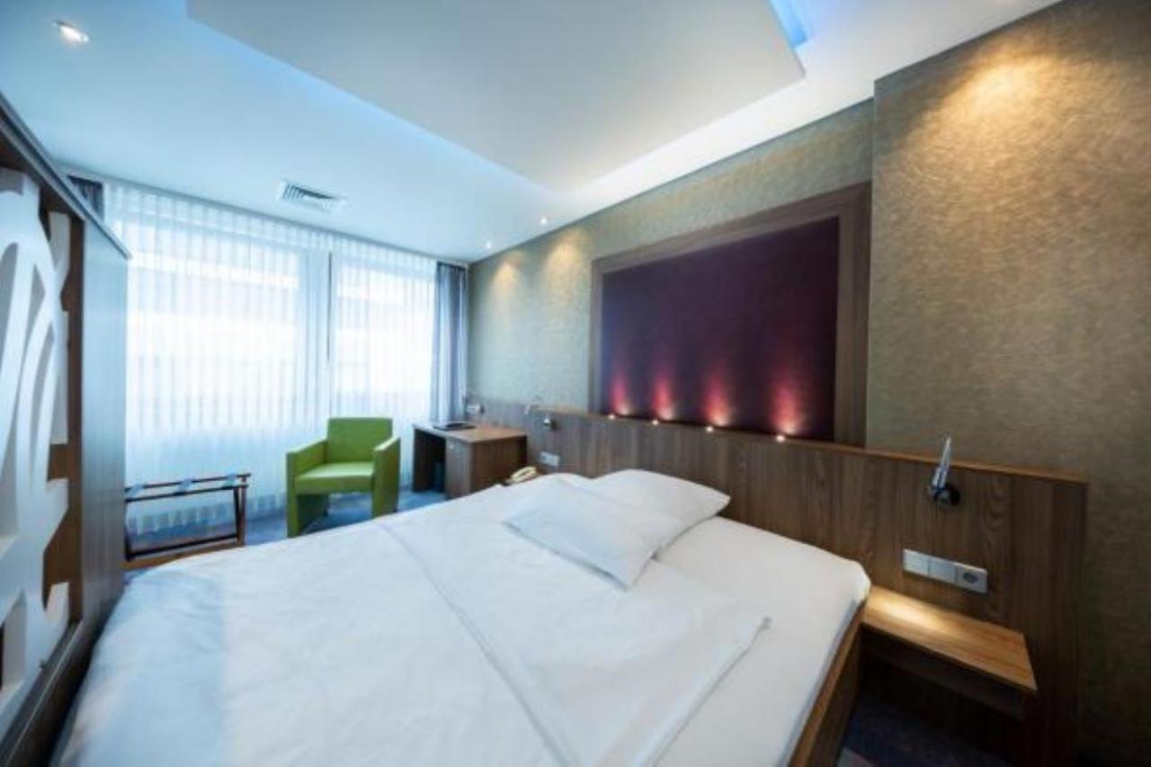 Double Room De Luxe