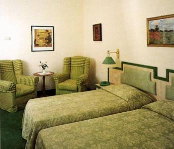Dreibettzimmer