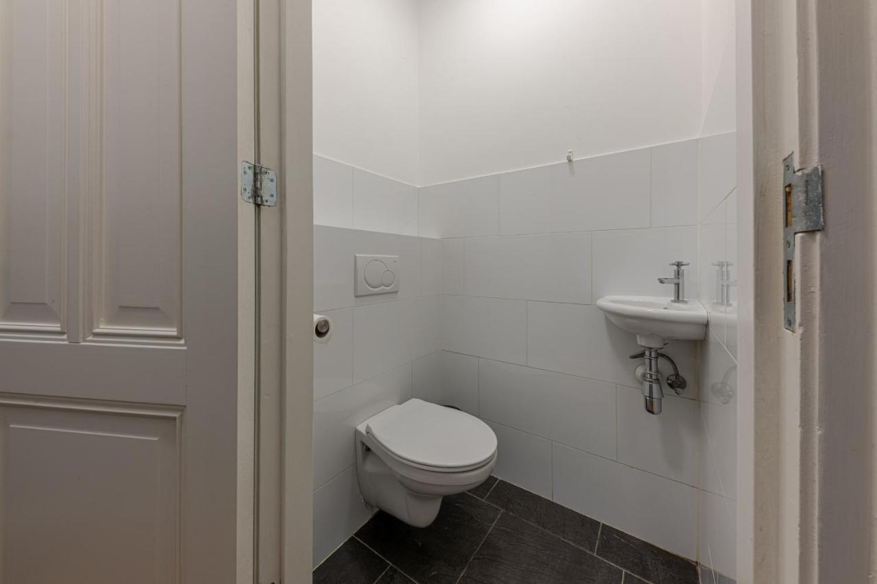 Two-Bedroom Apartment (6 Adults)