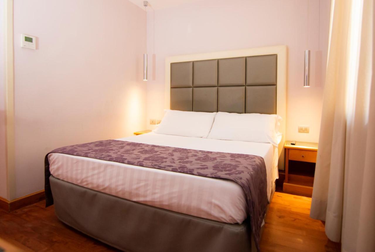 Small Double or Twin Room