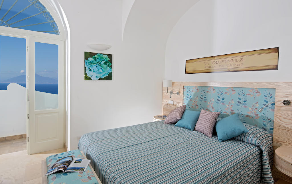 Double or Twin Room Partial Sea View
