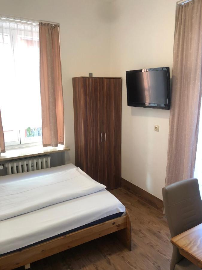 Single room shared toilet shower