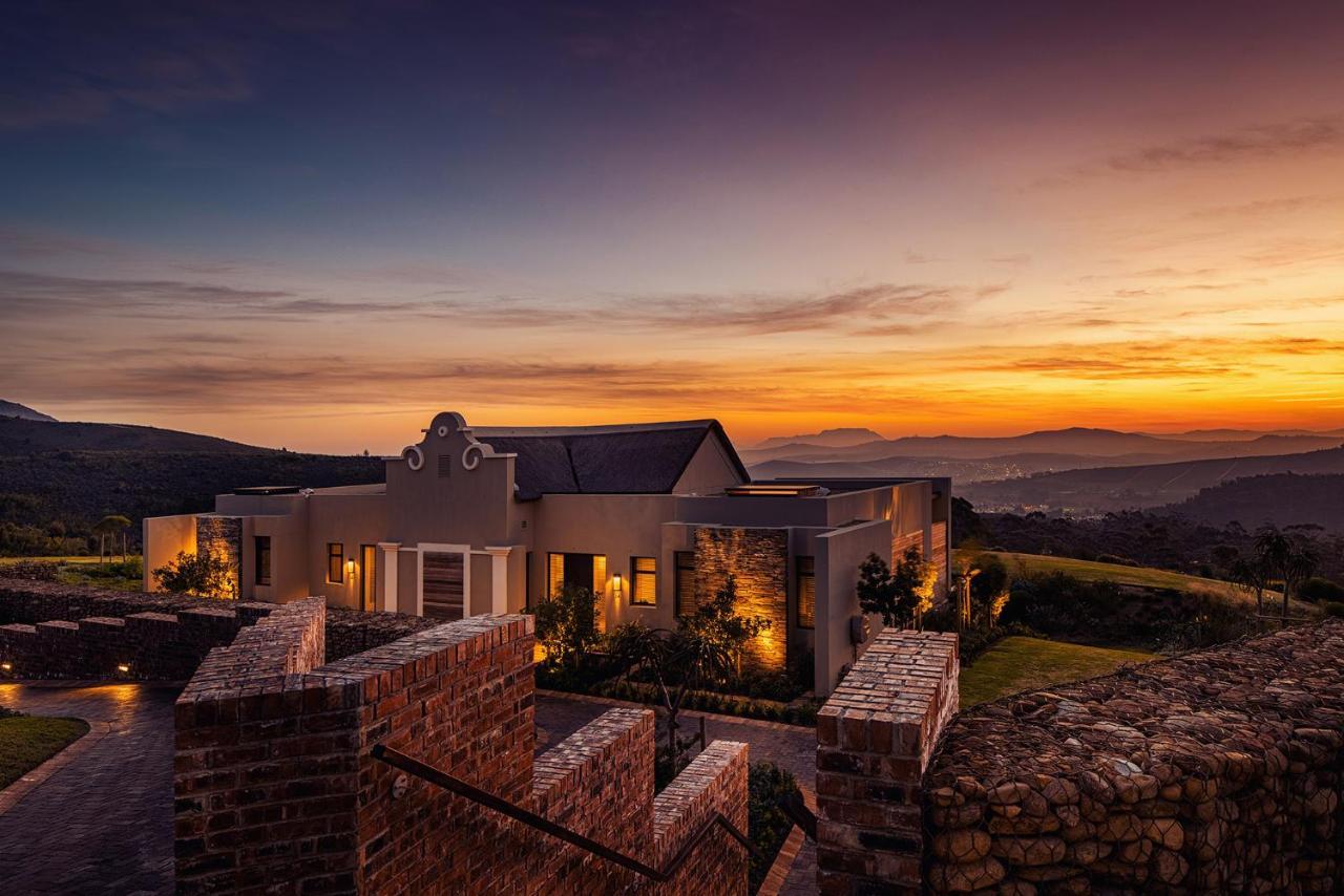 Superior Villa Vineyard Views