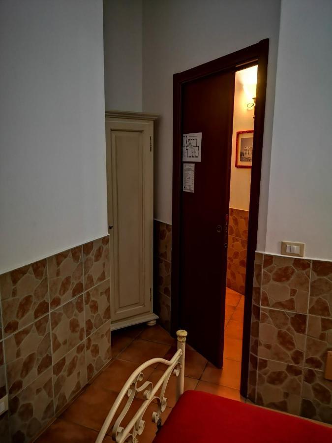 Single Room Bathroom